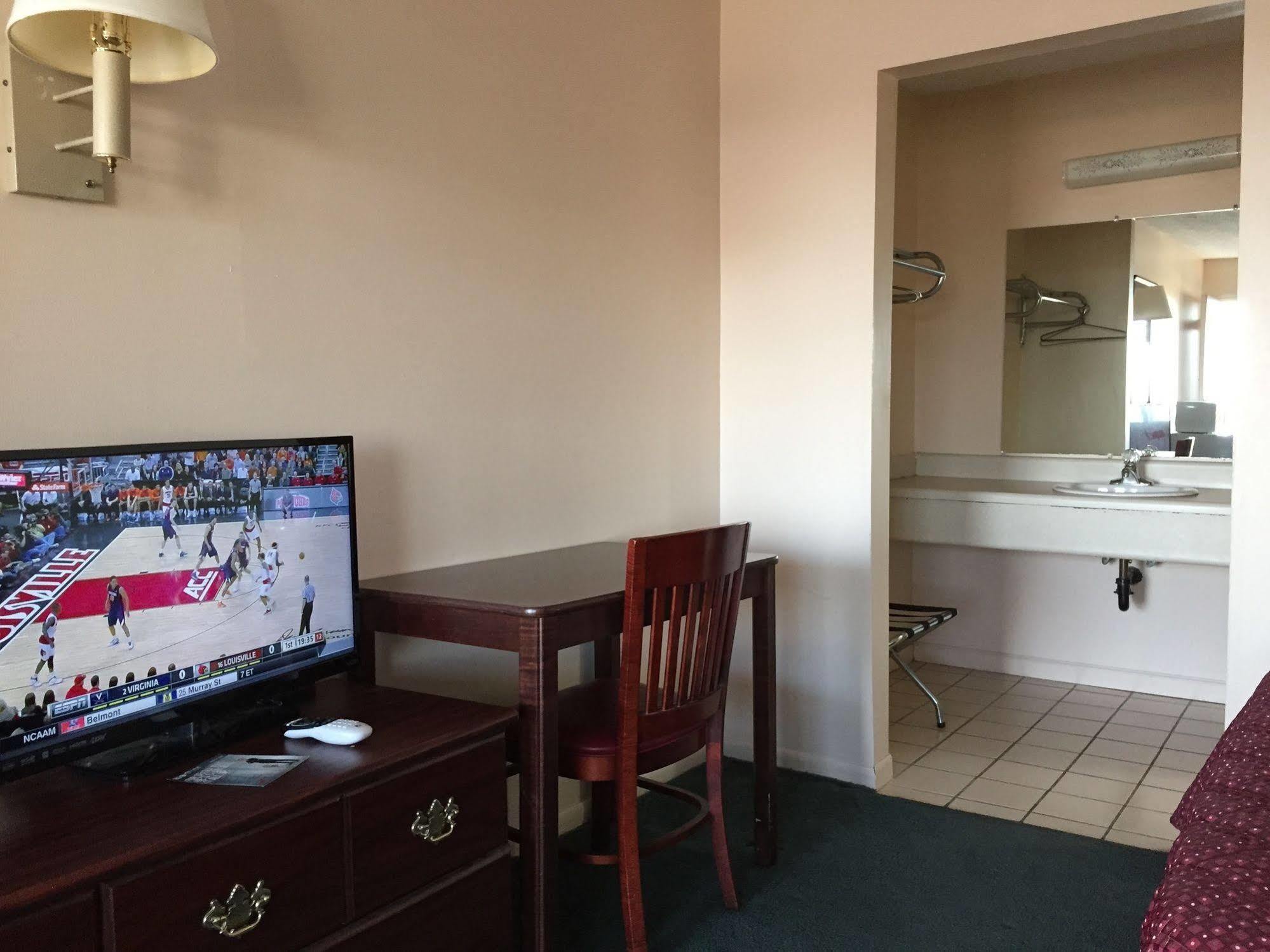 Slumber Inn Harrisonville מראה חיצוני תמונה