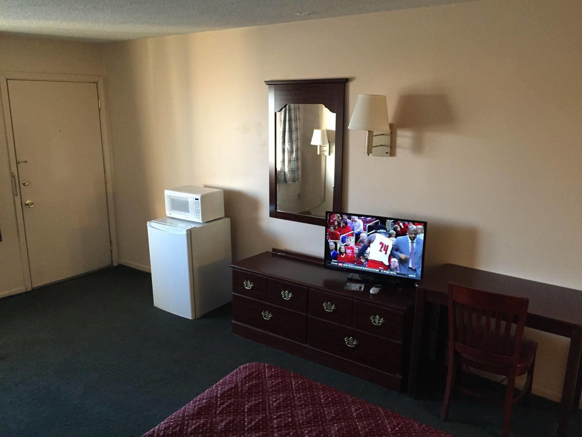Slumber Inn Harrisonville מראה חיצוני תמונה